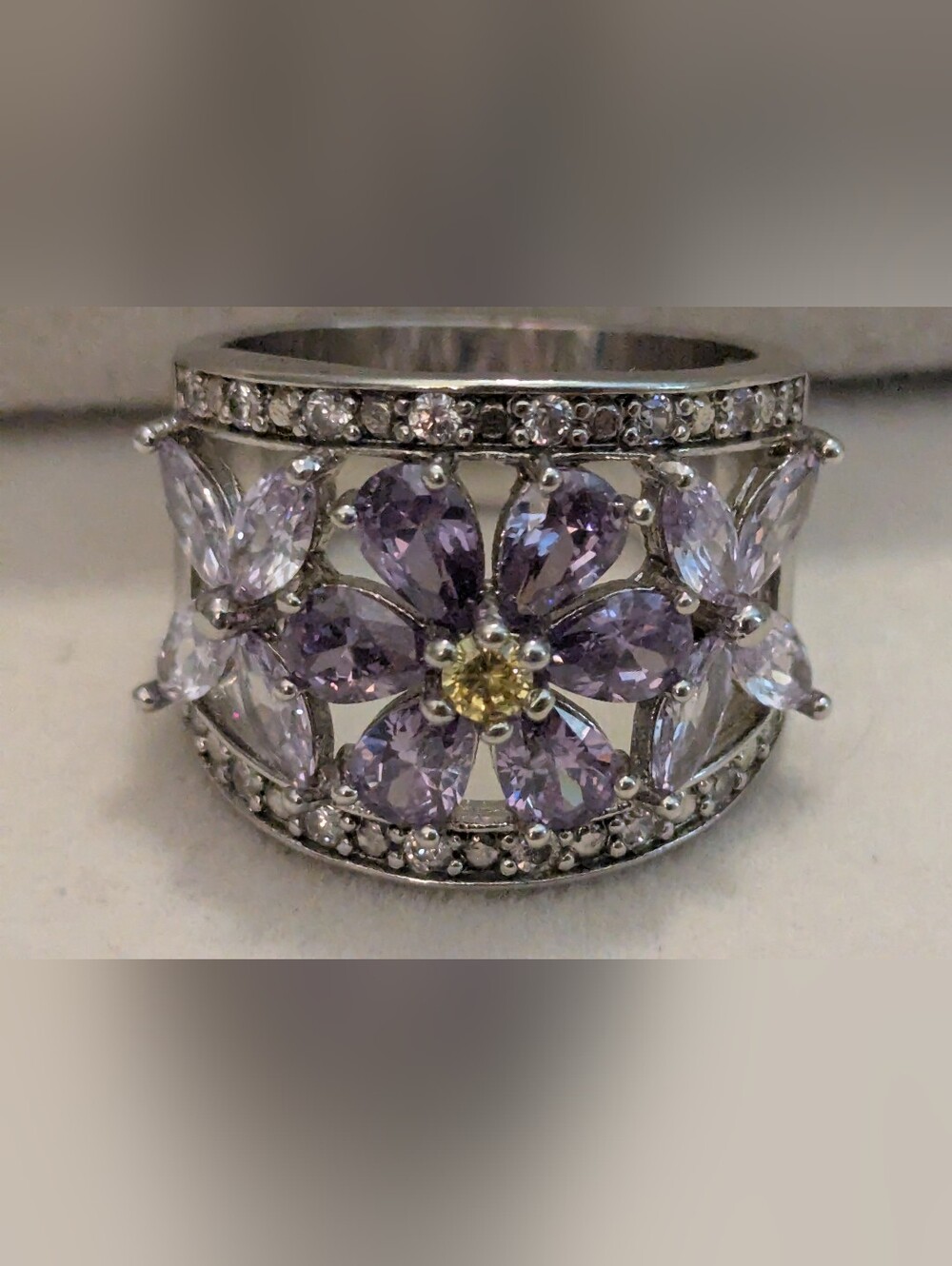 925 Sterling Silver Size 8 Ring P61426-01